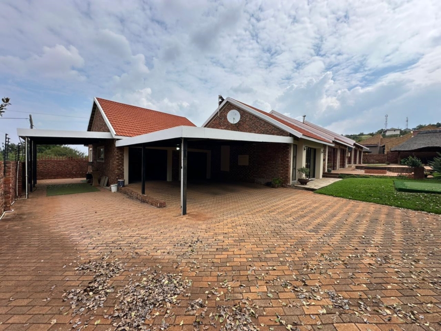 4 Bedroom Property for Sale in Doringkruin North West